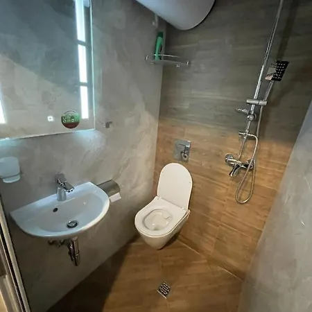 Hot Spot In The Center *